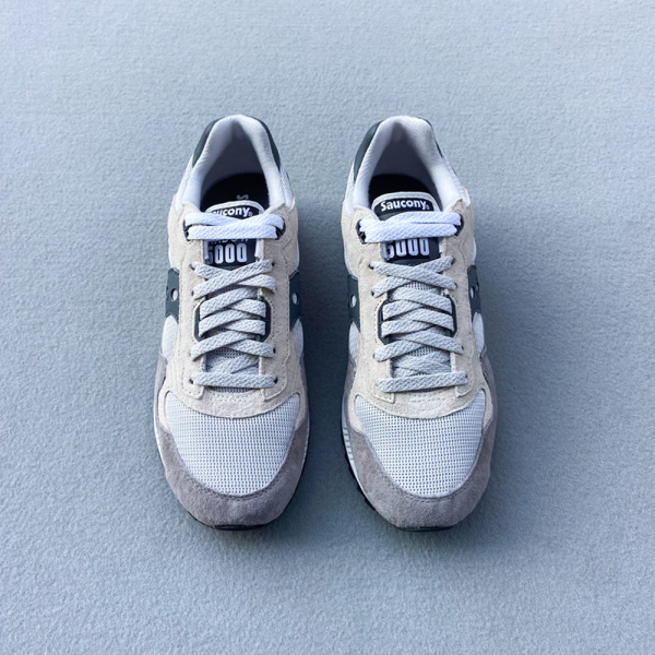 SAUCONY ZAPATILLA SHADOW 5000 GRIS