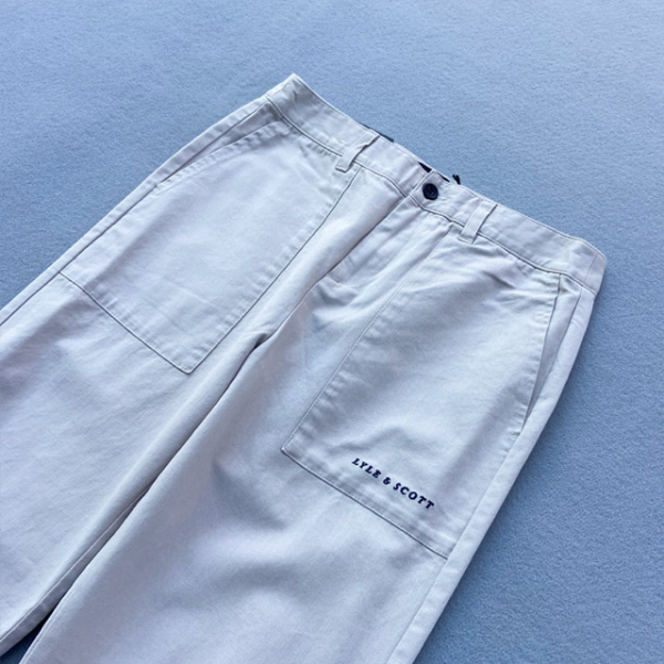 LYLE & SCOTT PANTALÓN TAPERED FATIGUE TROUSER