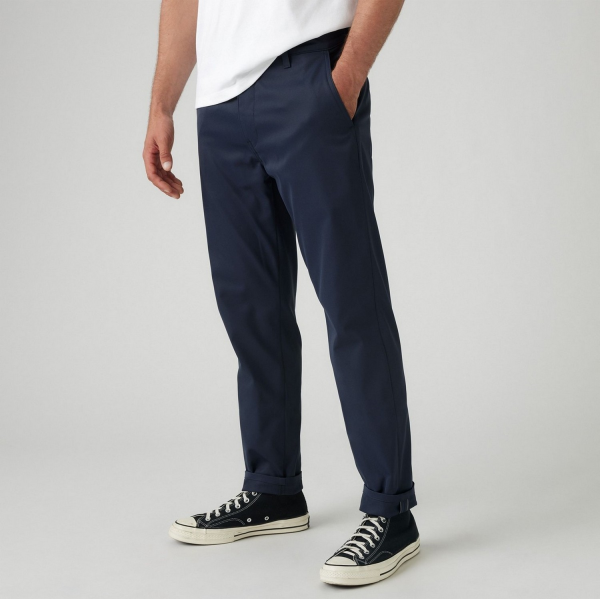 LEVIS CHINO STANDARD TECH PLUS BLUE NIGHTS