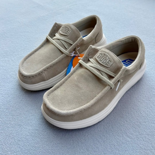 HEY DUDE ZAPATO WALLY COMF SUEDE